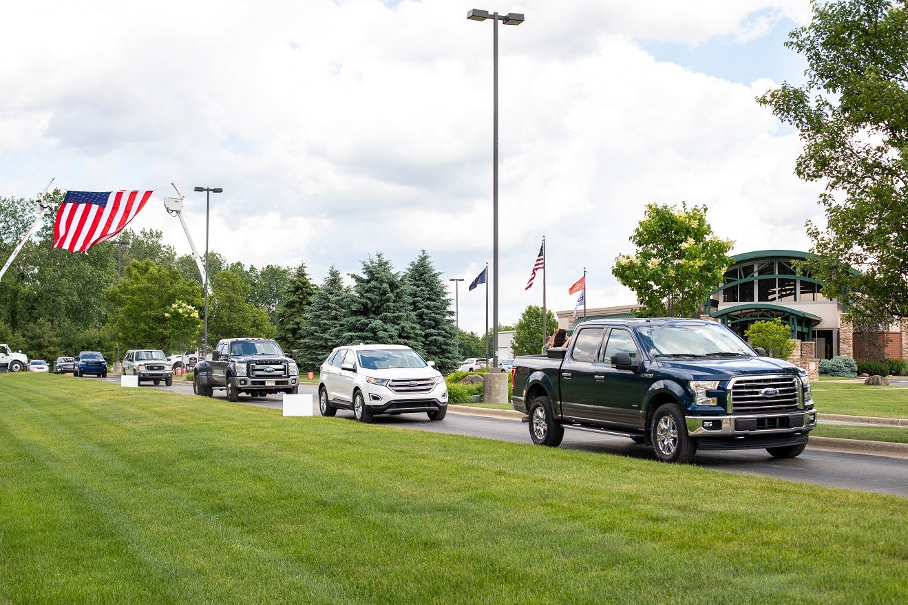 Cars line up at the 2022 KREMC Annual Meeting.